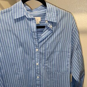 Women’s stripe shirt